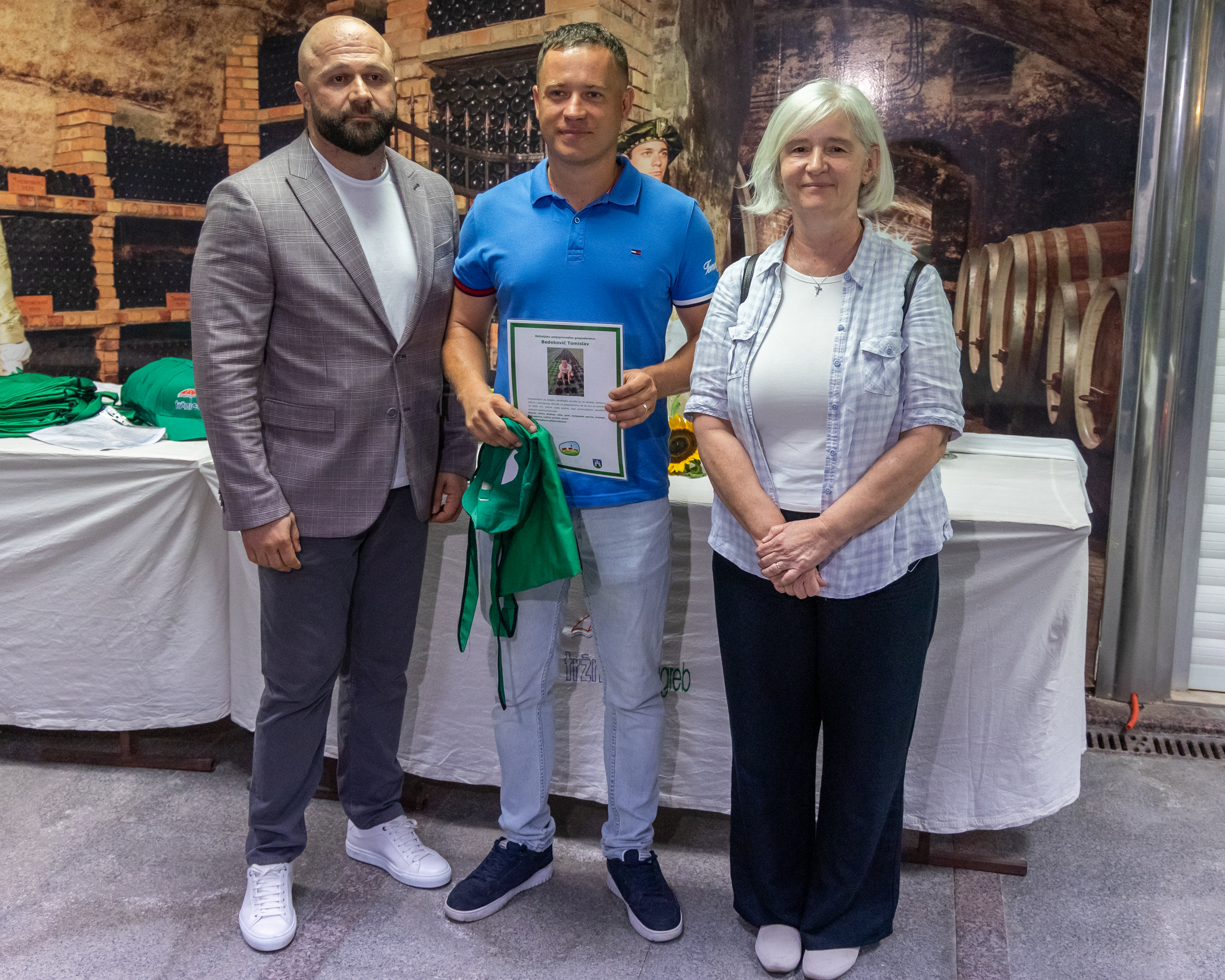 Dodijeljen certifikat Proizvodi hrvatskog seljaka predstavnicima 93 obiteljska poljoprivredna gospodarstva 